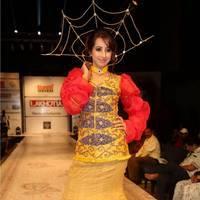 Sanjana Galrani Ramp Walk at Hyderabad Fashion Week Photos | Picture 524121