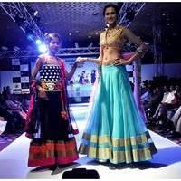 Shilpa Reddy Ramp Walk at Passionate Foundation Fashion Show Photos | Picture 477304