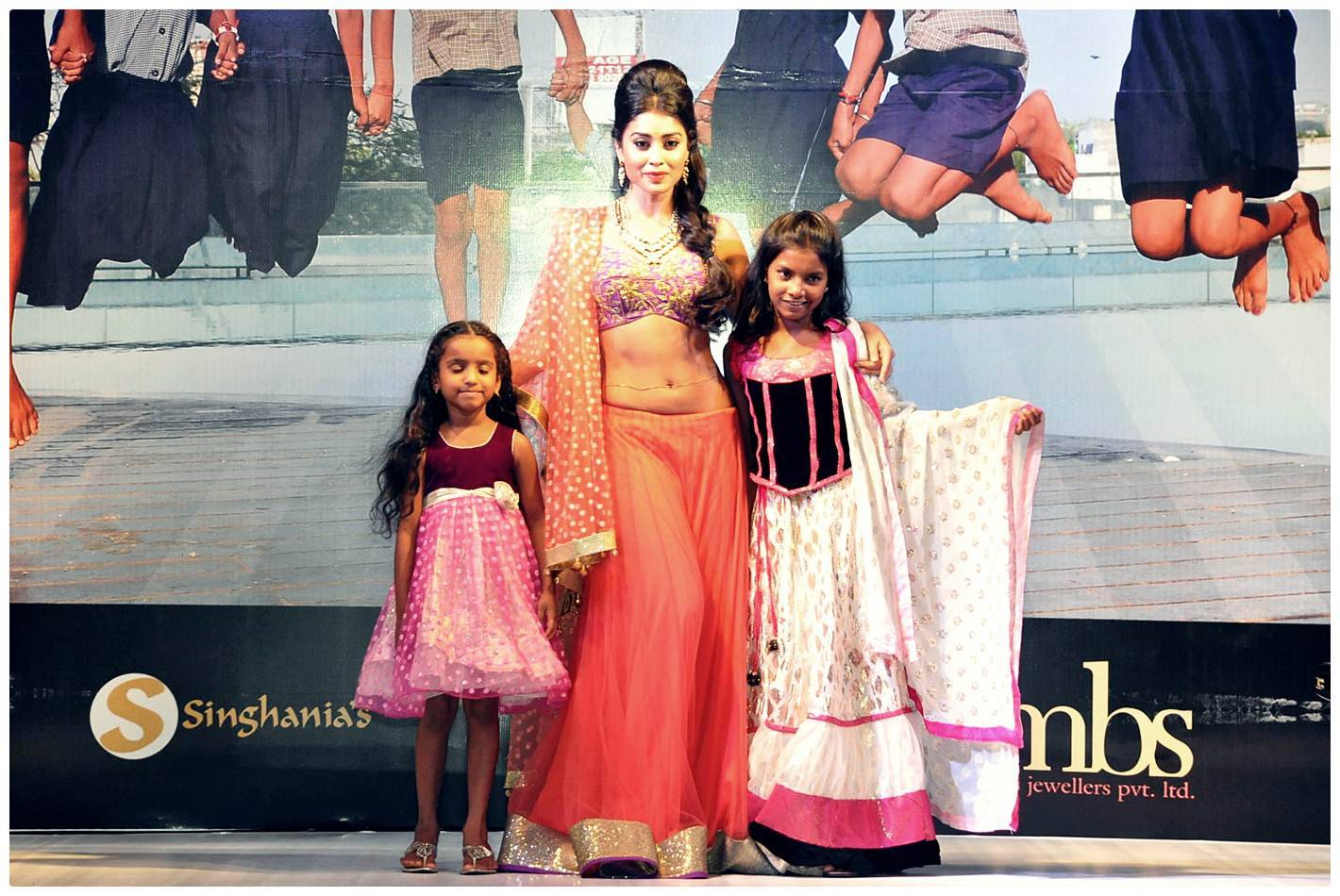 Shriya Saran Ramp Walk at Passionate Foundation Fashion Show Photos | Picture 477281