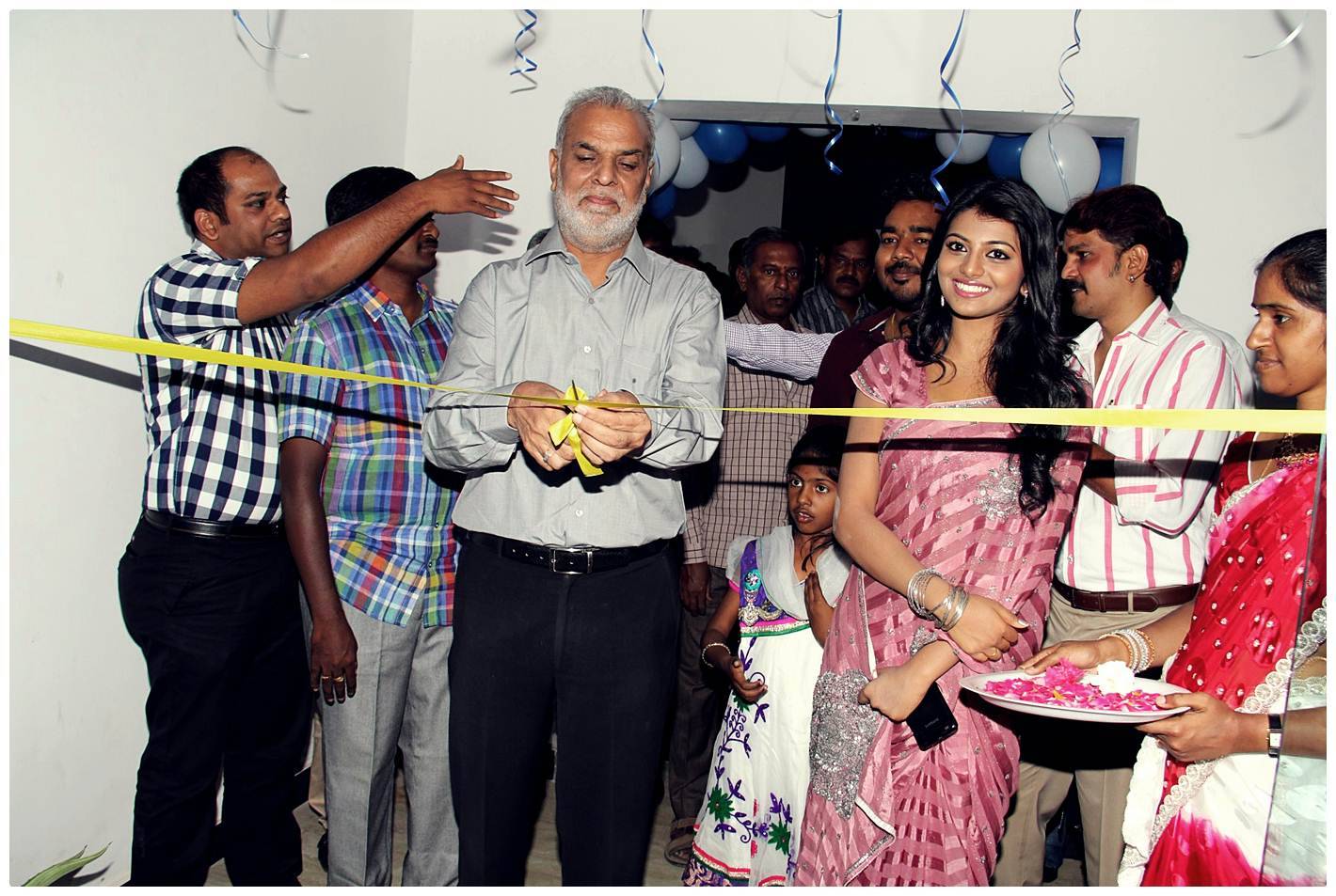 Haasika Inaugurates Sleepwell launches its Gallery in Madhapur Photos | Picture 486559
