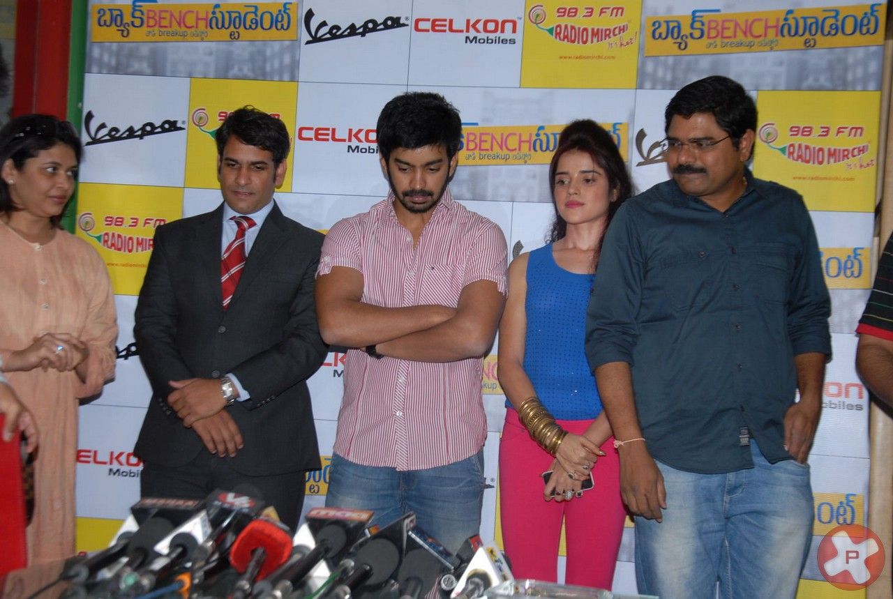 Back Bench Student Movie Team @ Radio Mirchi Pictures | Picture 404752
