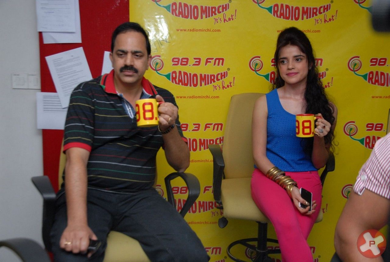 Back Bench Student Movie Team @ Radio Mirchi Pictures | Picture 404777