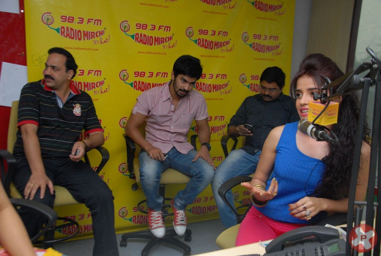 Back Bench Student Movie Team @ Radio Mirchi Pictures | Picture 404781
