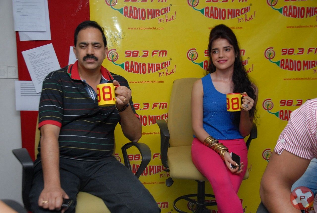Back Bench Student Movie Team @ Radio Mirchi Pictures | Picture 404814