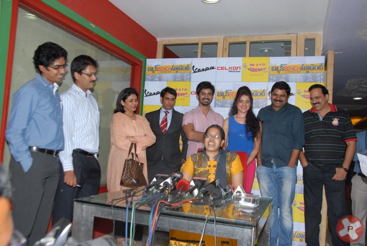Back Bench Student Movie Team @ Radio Mirchi Pictures | Picture 404821
