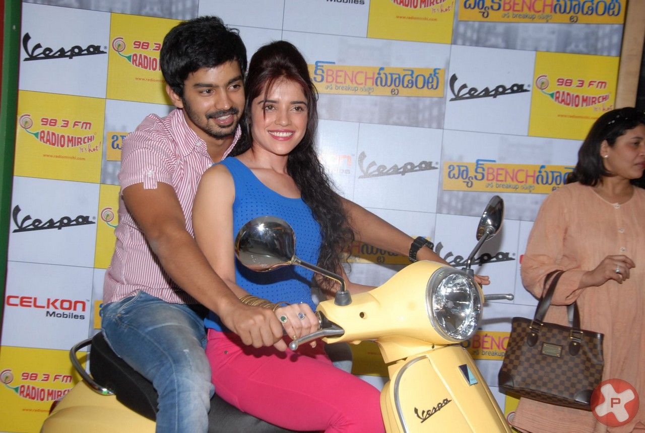 Back Bench Student Movie Team @ Radio Mirchi Pictures | Picture 404823