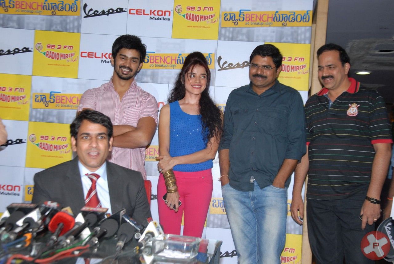 Back Bench Student Movie Team @ Radio Mirchi Pictures | Picture 404852