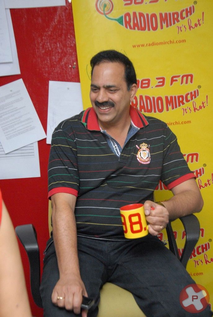 Back Bench Student Movie Team @ Radio Mirchi Pictures | Picture 404859