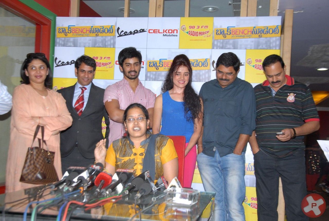 Back Bench Student Movie Team @ Radio Mirchi Pictures | Picture 404891