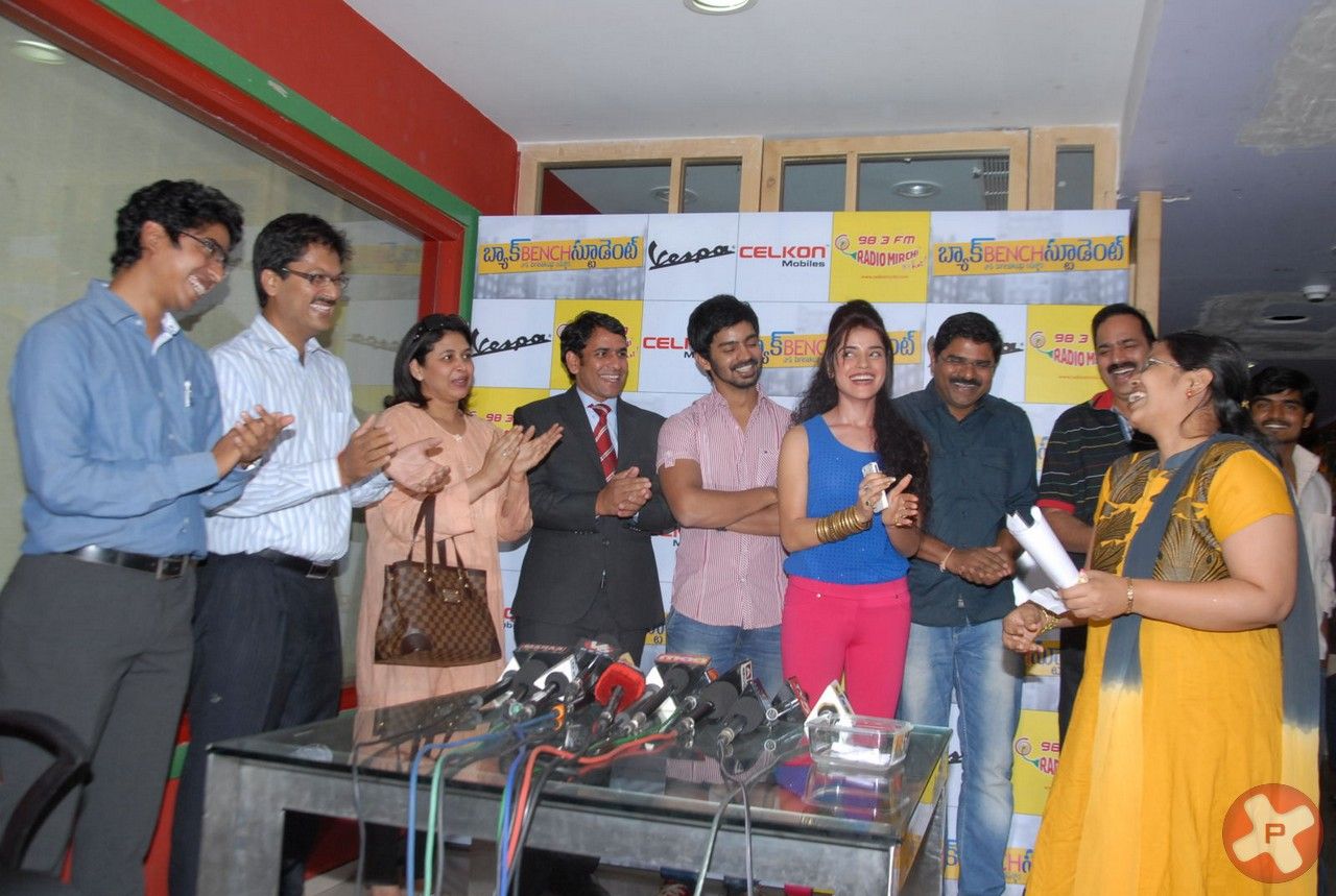 Back Bench Student Movie Team @ Radio Mirchi Pictures | Picture 404917