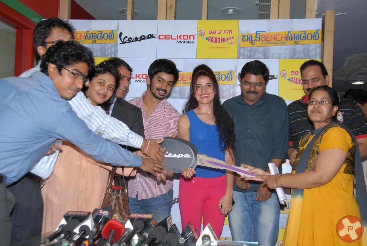 Back Bench Student Movie Team @ Radio Mirchi Pictures | Picture 404918