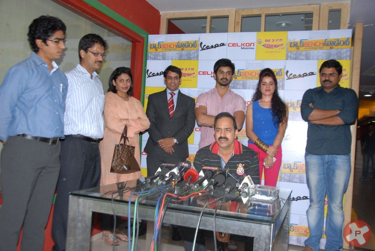 Back Bench Student Movie Team @ Radio Mirchi Pictures | Picture 404923