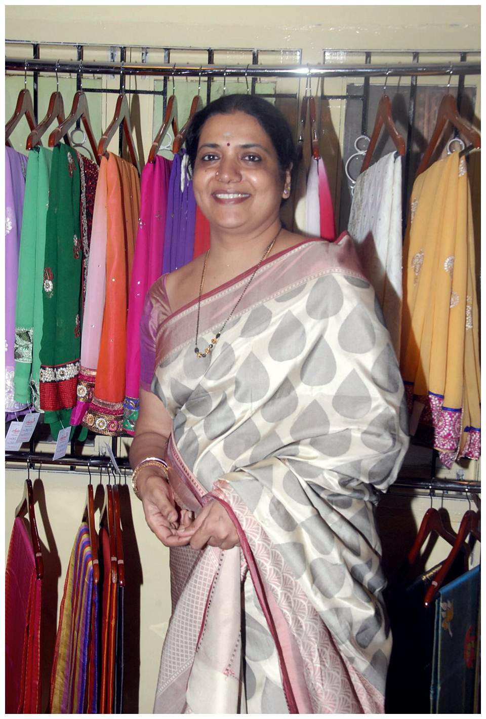 Jeevitha Rajsekhar launches ishaanvi fashion lounge photos | Picture 456571