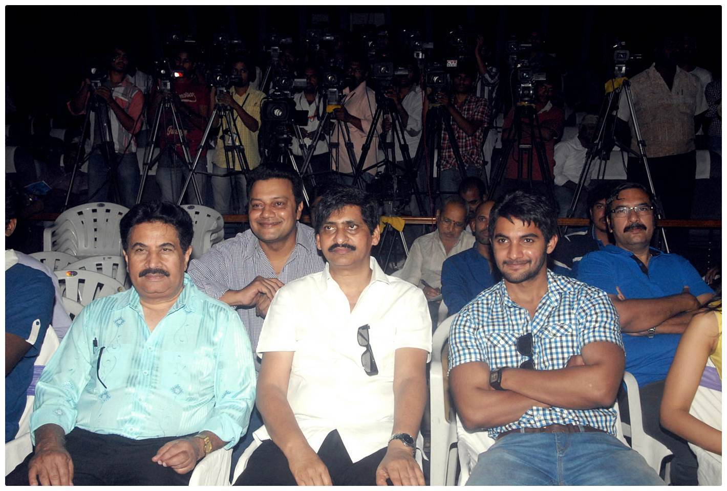 Ruff (Rough) Movie Logo Launch Photos | Picture 461937