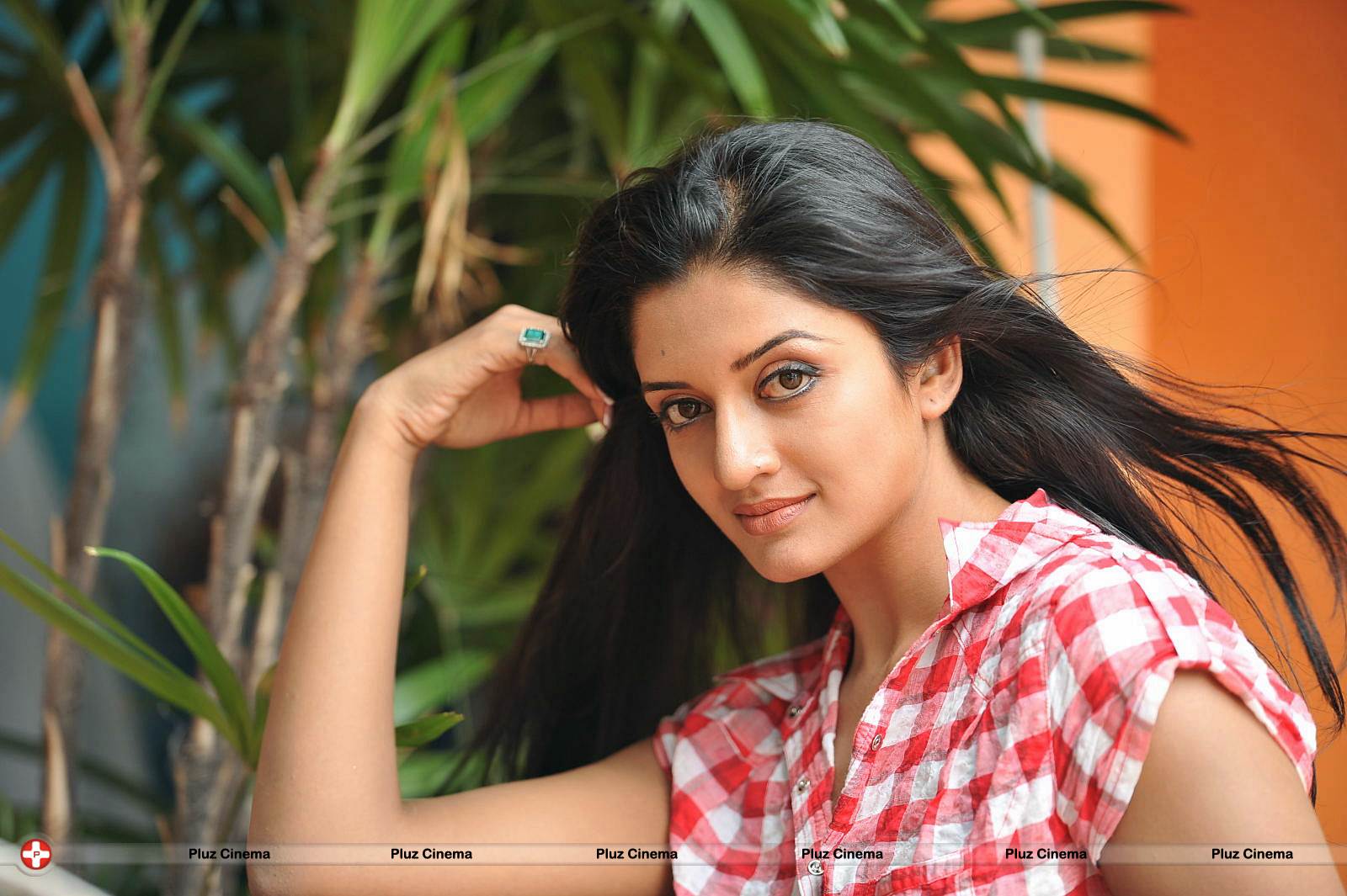 Vimala Raman in Jeans New Hot Photos | Picture 559296