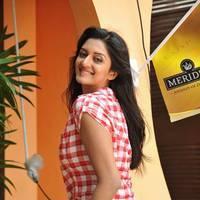 Vimala Raman in Jeans New Hot Photos | Picture 559313