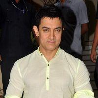 Aamir Khan interacts with the media - Photos