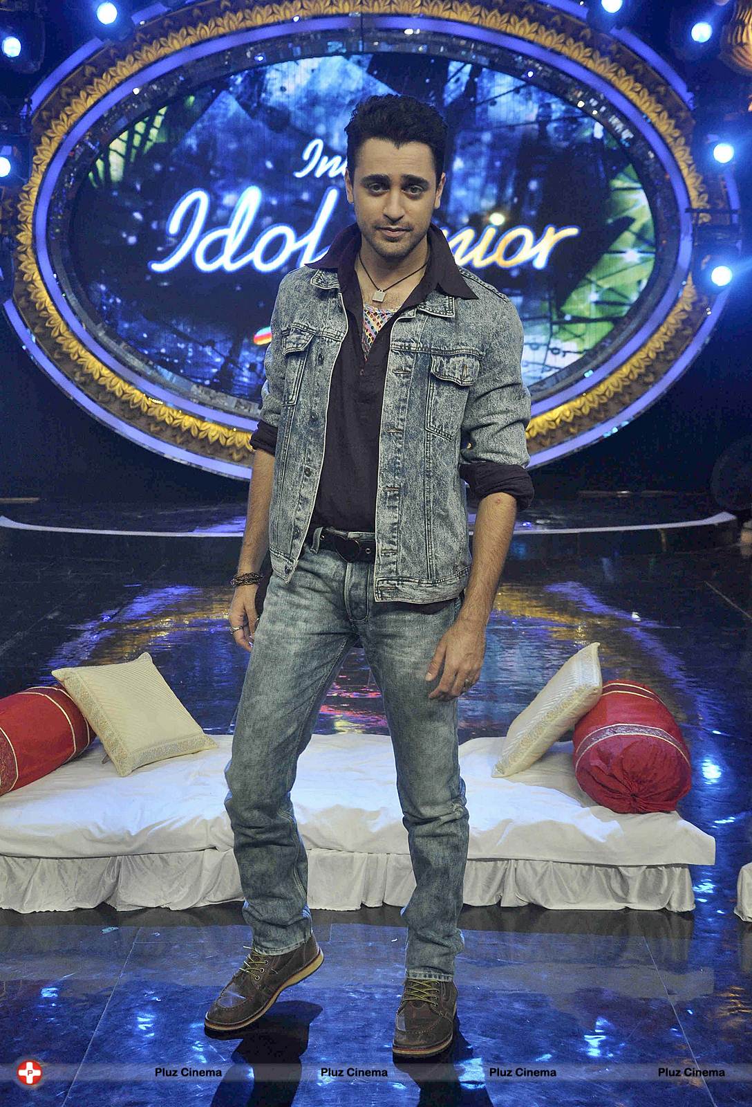 Imran Khan - Promotion of film Once Upon A Time in Mumbai Doobara on the sets of Indian Idol Junior Photos | Picture 529159
