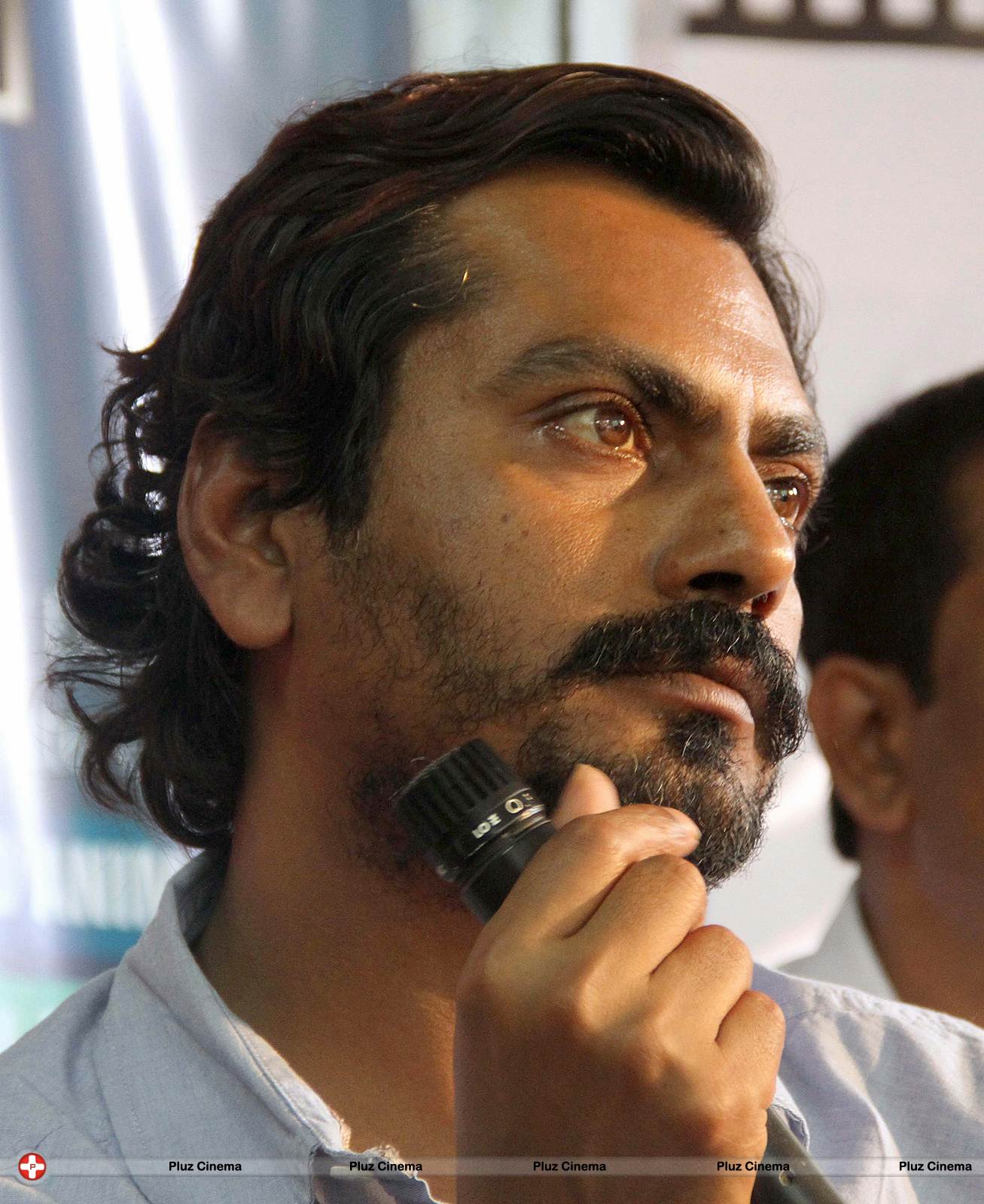 Nawazuddin Siddiqui interacts with students of Zee Institute of Media Arts Photos | Picture 559122