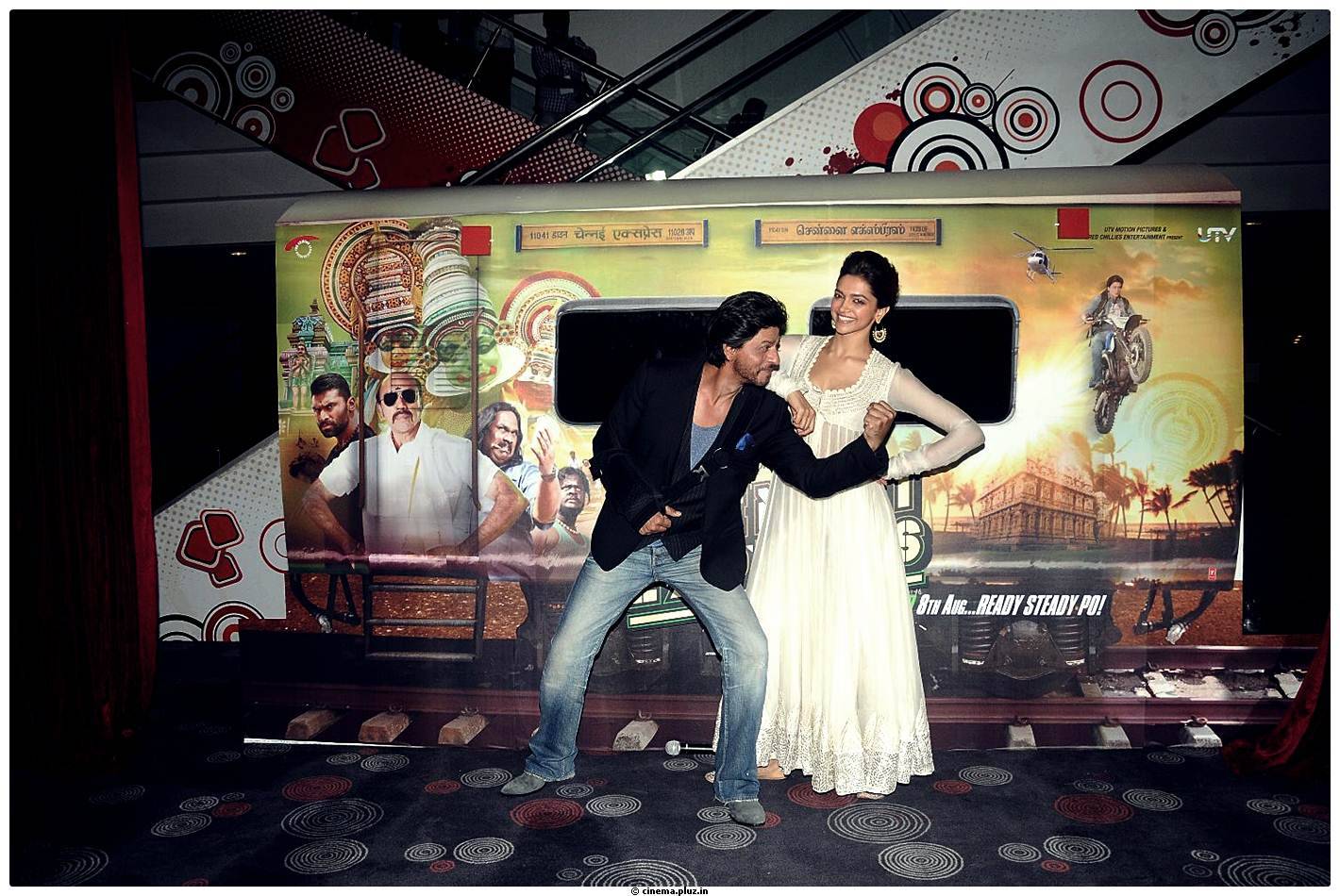 Chennai Express Trailer Launch Stills | Picture 481472
