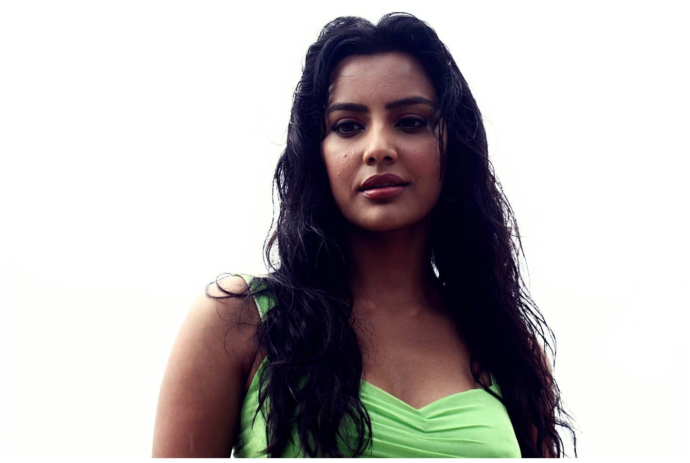 Priya Anand - Ethir Neechal New Stills | Picture 445529