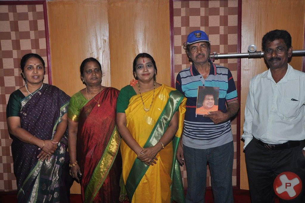 Kudanthai Sisters K Manjula sings for Nilavil Mazhai Pictures | Picture 387820