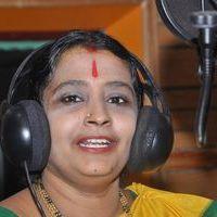 Kudanthai Sisters K Manjula sings for Nilavil Mazhai Pictures | Picture 387799