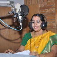 Kudanthai Sisters K Manjula sings for Nilavil Mazhai Pictures | Picture 387811