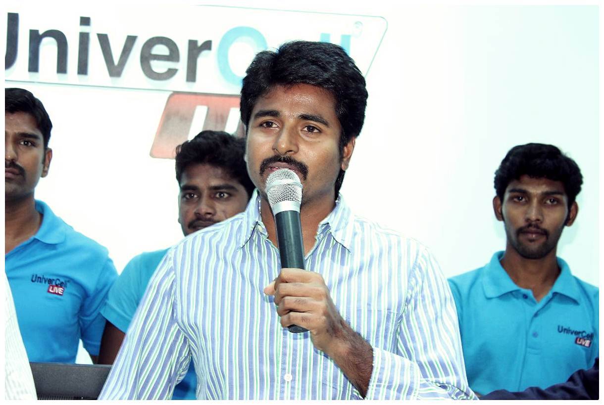 Sivakarthikeyan - Actor Sivakarthikeyan Inaugurate UniverCell outlet Photos | Picture 482303