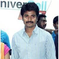 Sivakarthikeyan - Actor Sivakarthikeyan Inaugurate UniverCell outlet Photos | Picture 482307