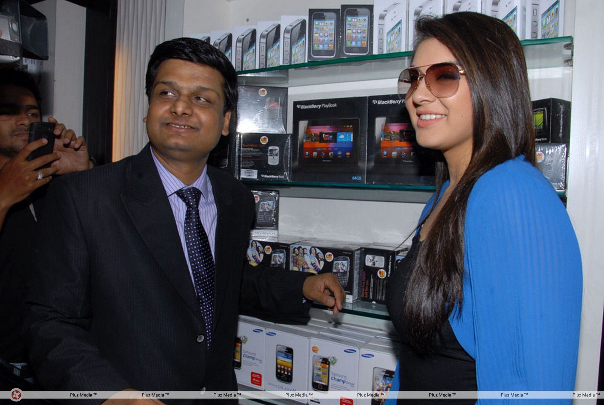 Hansika Launched Amori Cell Phone Shop Pictures | Picture 184940
