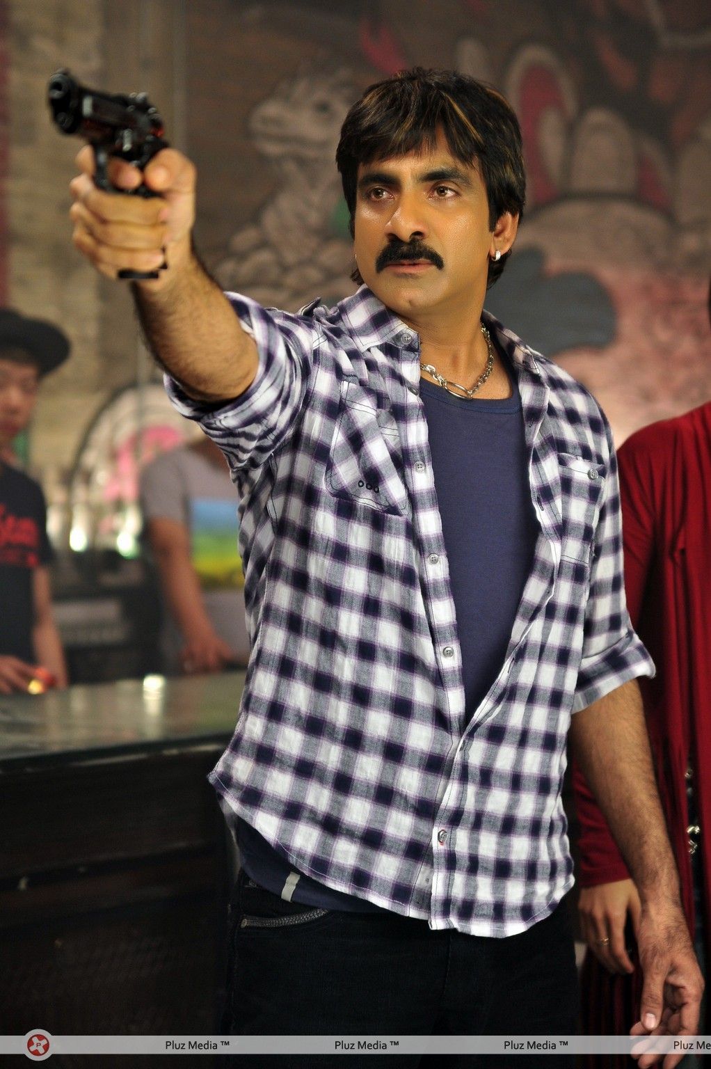 Ravi Teja - Devudu Chesina Manushulu Movie Latest Stills | Picture 249324