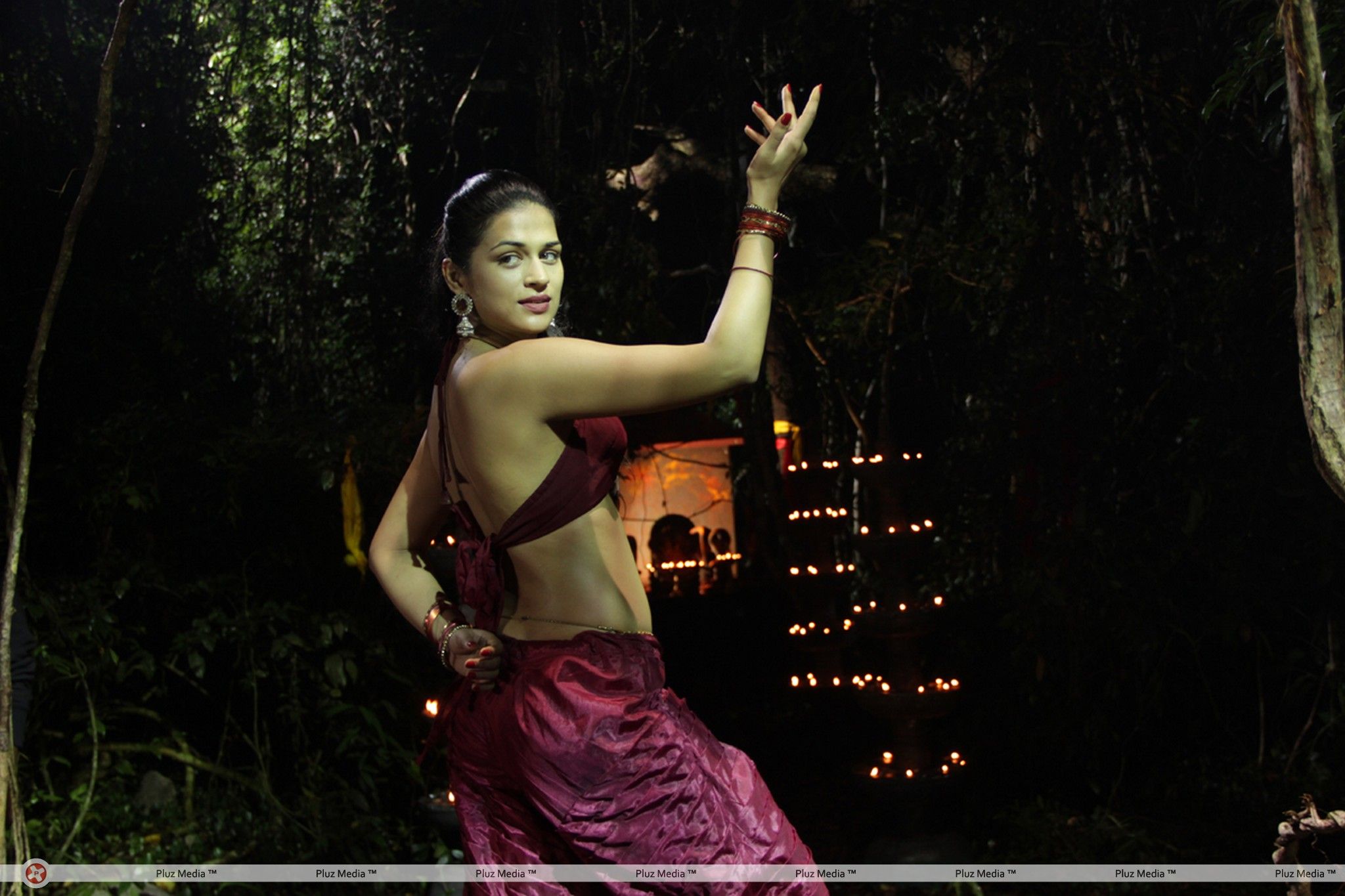 Shraddha Das - Punnami Ratri Movie Hot Stills | Picture 252920