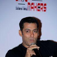 Salman Khan - Salman Khan Promotes Dabangg 2 at Park Hotel Stills | Picture 342971