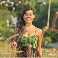 Priyanka Chabra - Athadu Aame O Scooter Movie New Stills | Picture 344433