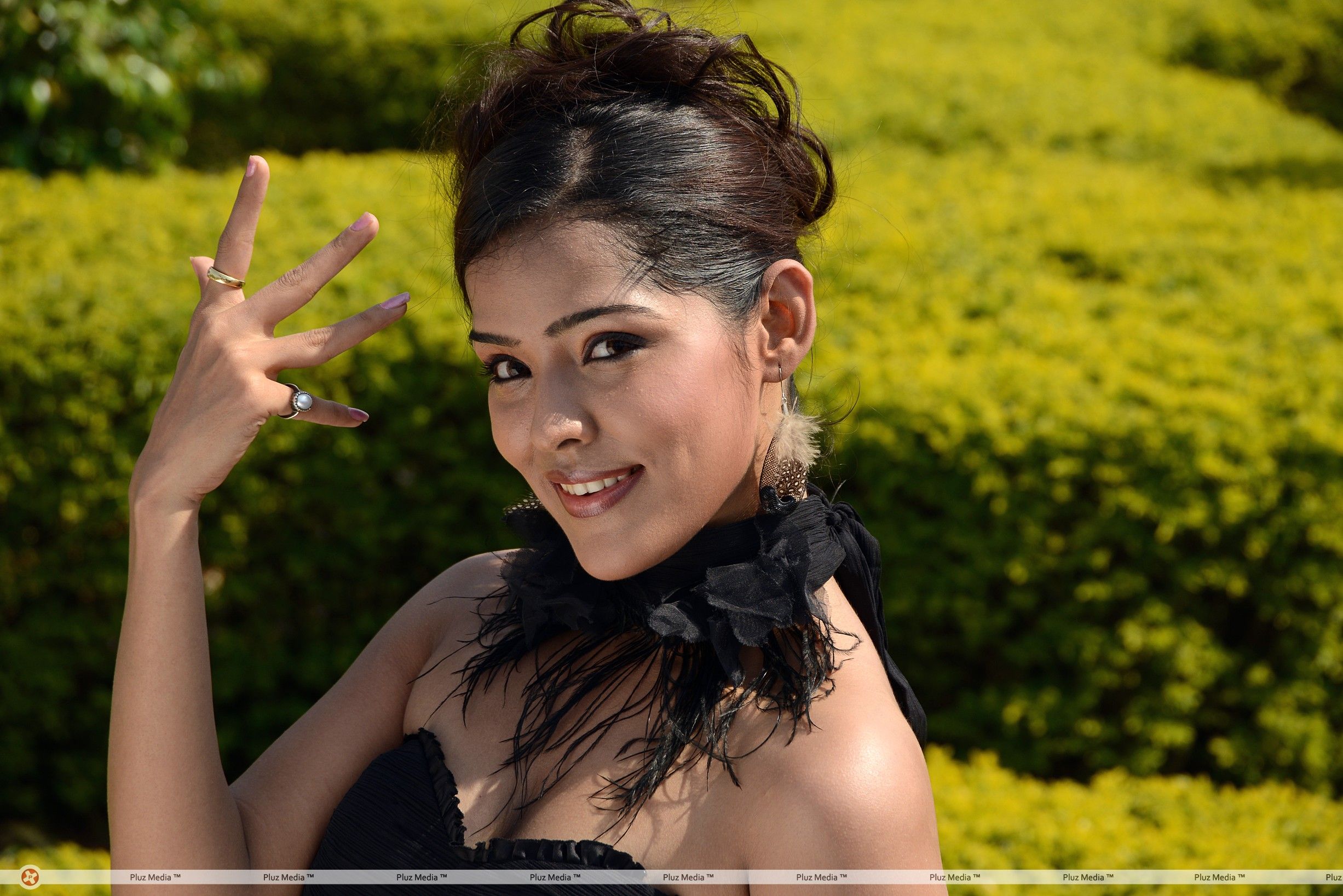 Priyanka Chhabra in Athadu Aame O Scooter Movie Latest Stills | Picture 345057