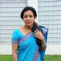 Asha Saini Saree Stills at Akasamlo Sagam Movie Press Meet | Picture 225925