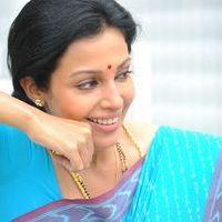 Asha Saini Saree Stills at Akasamlo Sagam Movie Press Meet | Picture 225975