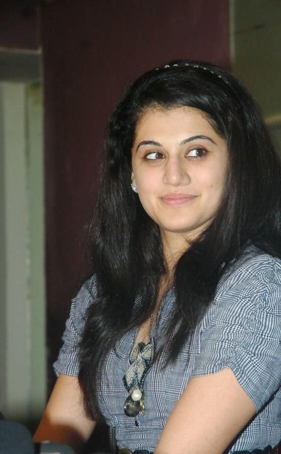 Tapsee at Bommarillu Farms Group Villas Photos | Picture 228230