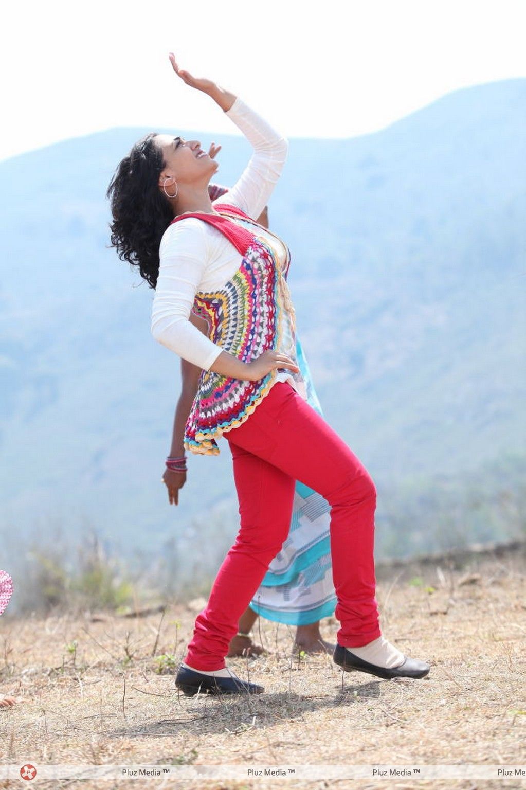 Nithya Menon - Okkadine Movie New Stills | Picture 218885