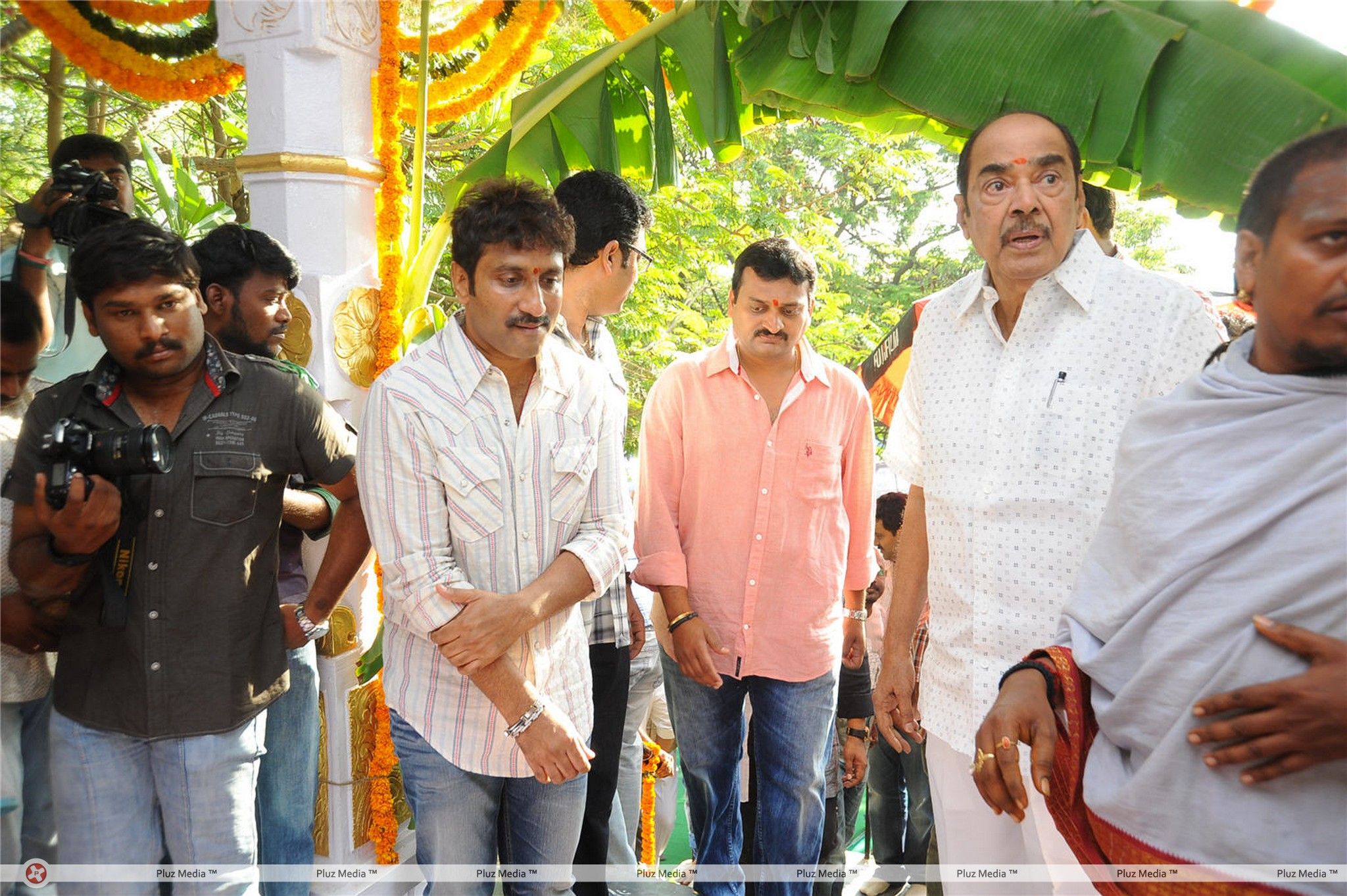 Baadshah Movie Opening | Picture 179382