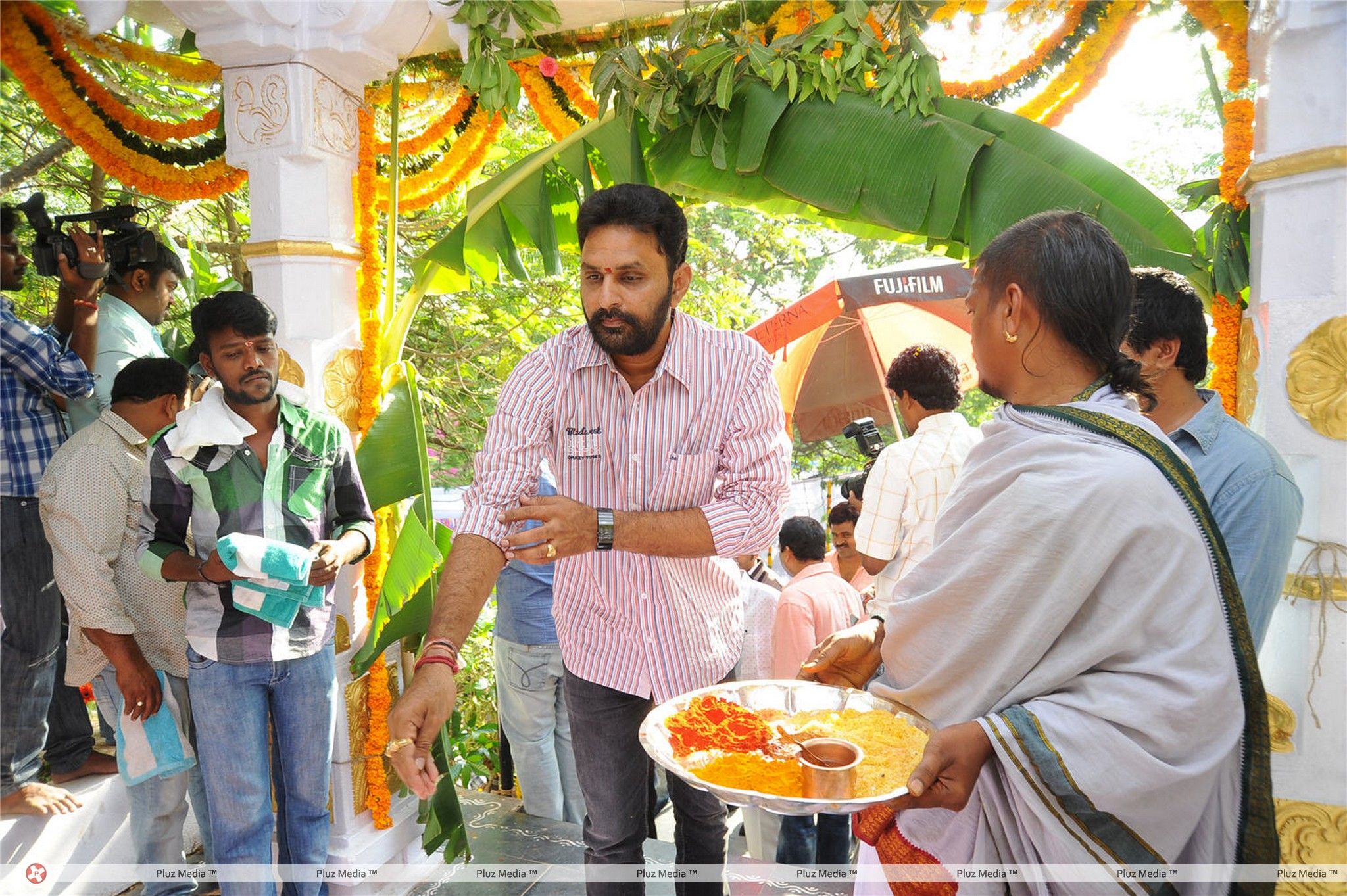 Baadshah Movie Opening | Picture 179416