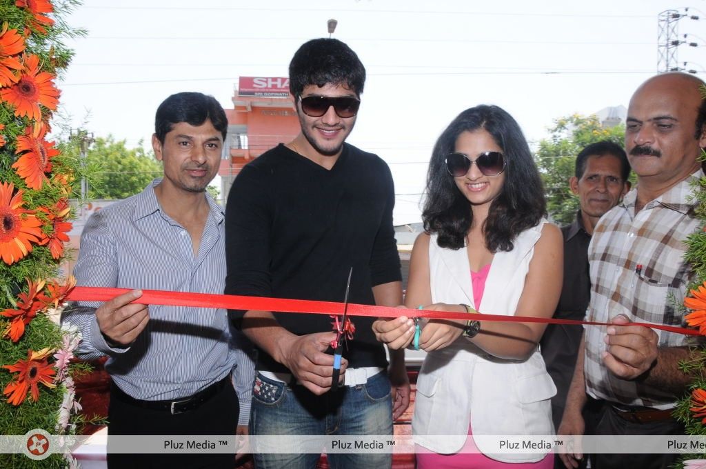 Neeku Naaku Team launches optical shop - Pictures | Picture 197209