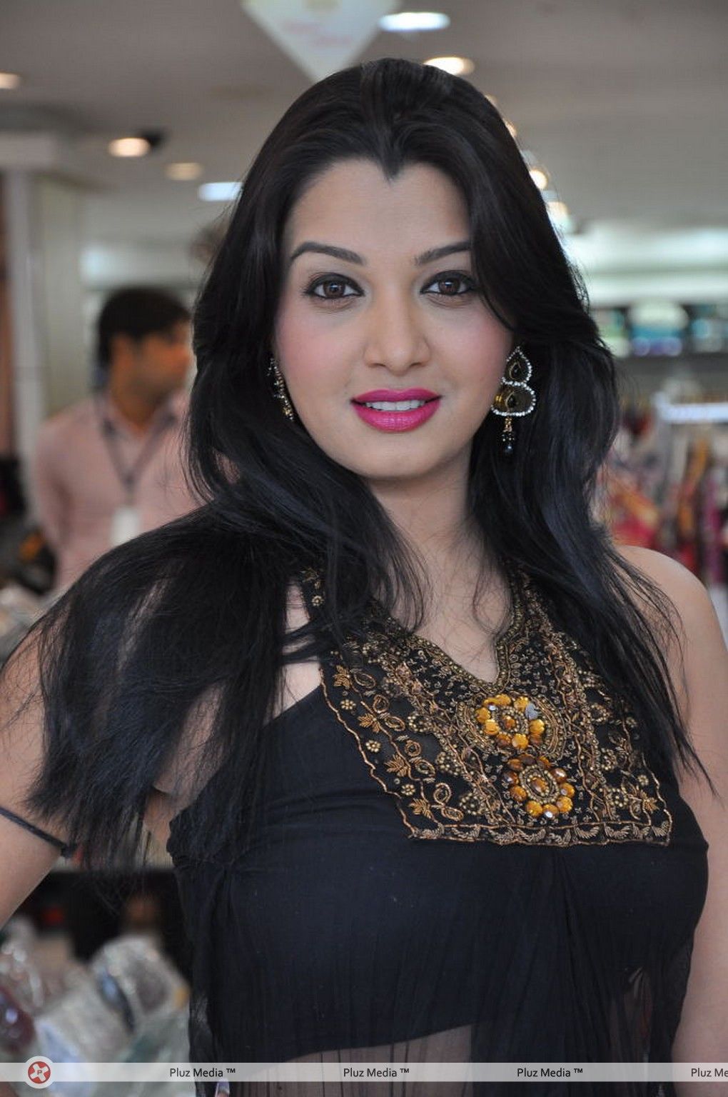 Siddhie at Neerus Kohinoor Collection Launch Stills | Picture 197562