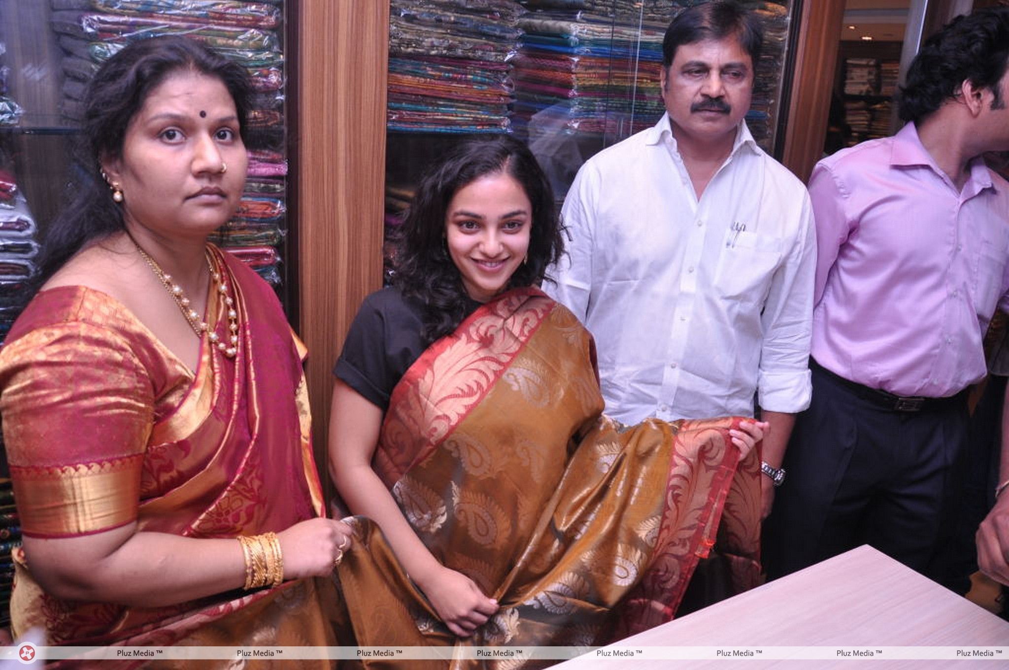 Nitya Menon Inaugurates Clothes Store - Pictures | Picture 199785