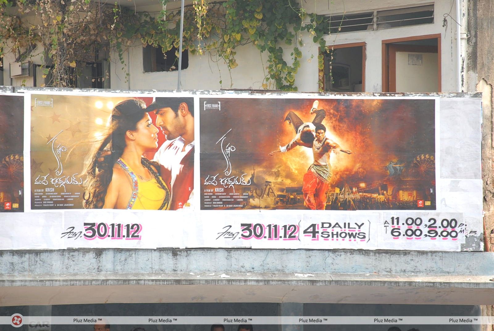 Krishnam Vande Jagadgurum Movie Hungama in X Roads Photos | Picture 329754