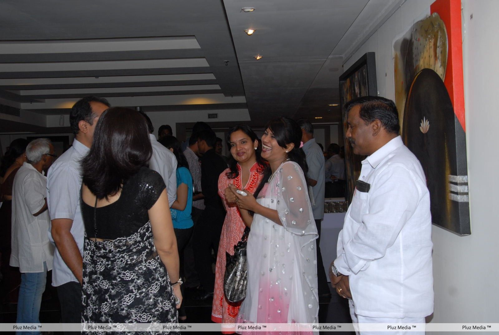 Celebs at Muse Art Gallery - Photos | Picture 291469