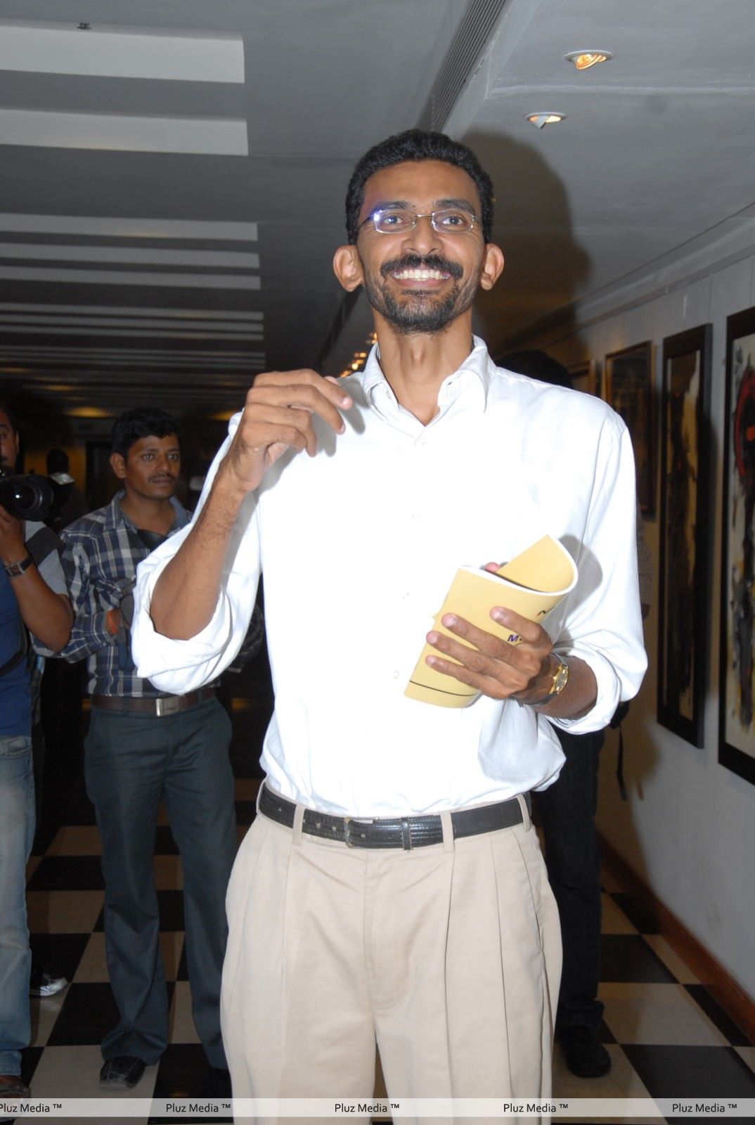 Sekhar Kammula - Celebs at Muse Art Gallery - Photos | Picture 291535