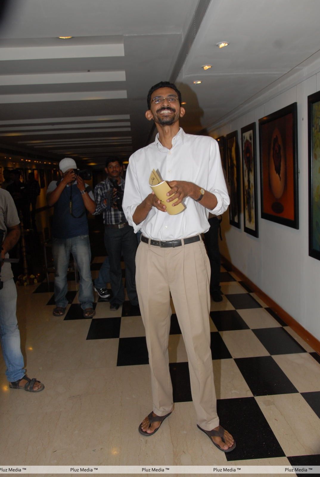 Sekhar Kammula - Celebs at Muse Art Gallery - Photos | Picture 291567