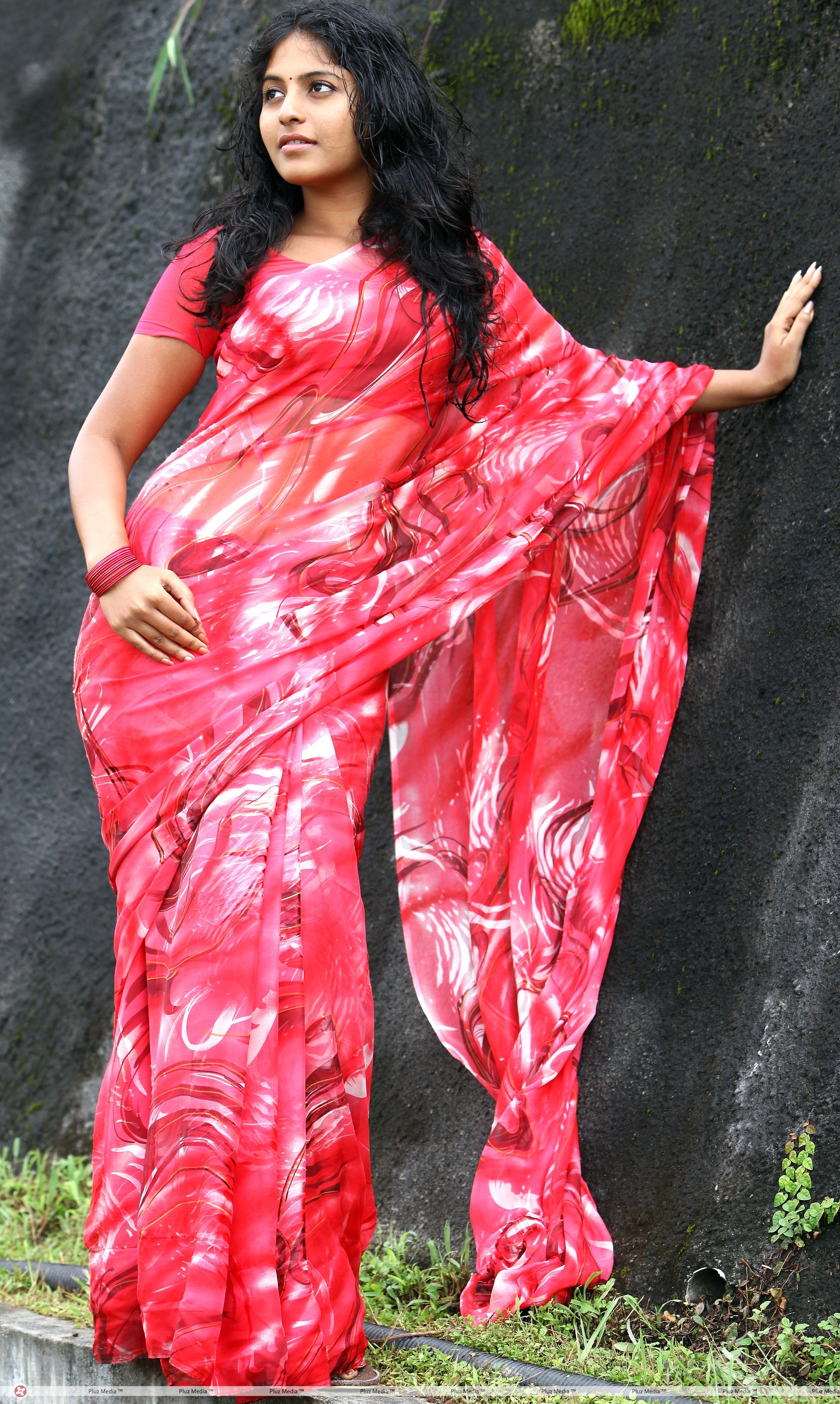 Anjali (Actress) - Naluguru Snehitula Katha Movie Photos | Picture 307017